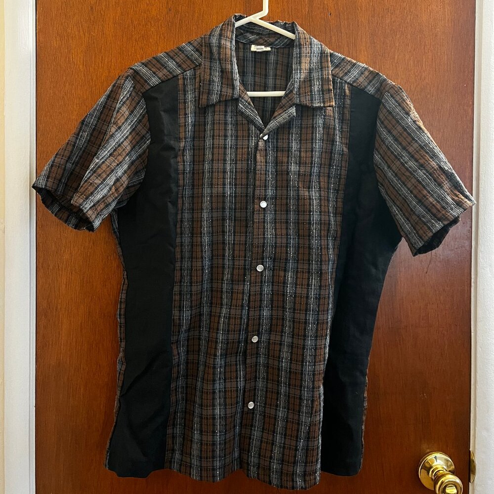 Men's Vintage Button Down Short Sleeve — MED